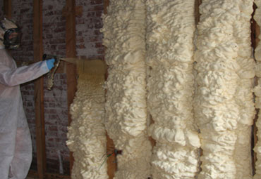 Types of Spray Foam in Knoxville